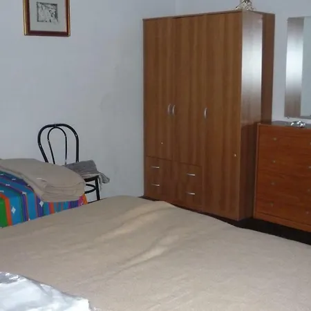 بيت ضيافة Rosignano Bed And Car